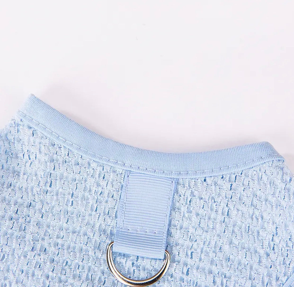 Pet clothes